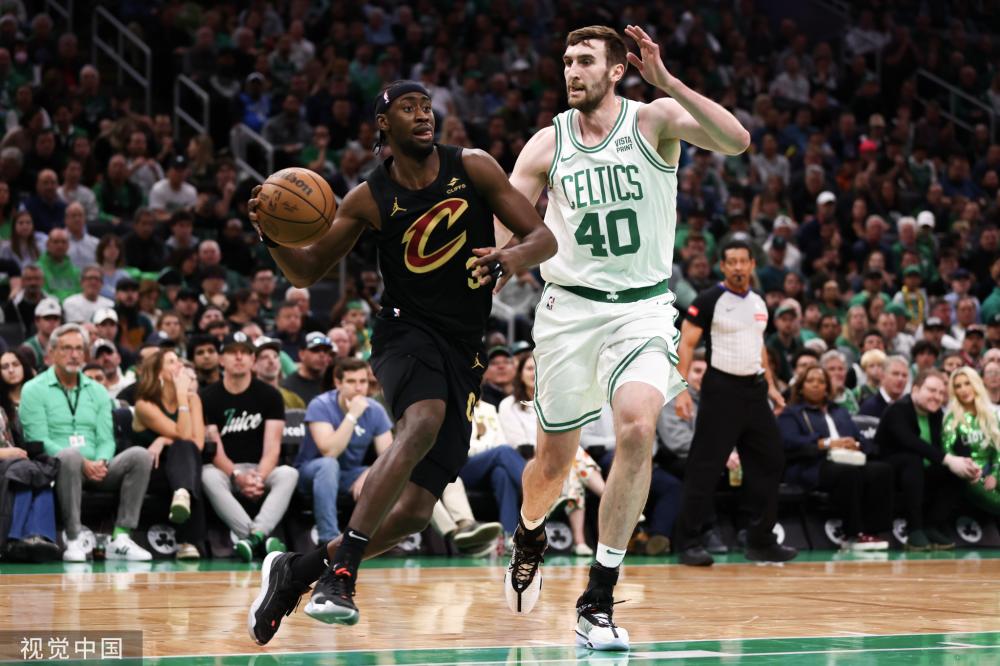 力使马刺队 力使马刺队