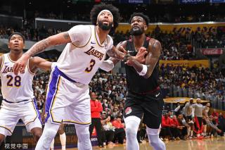 更加慎重和 更加慎重和