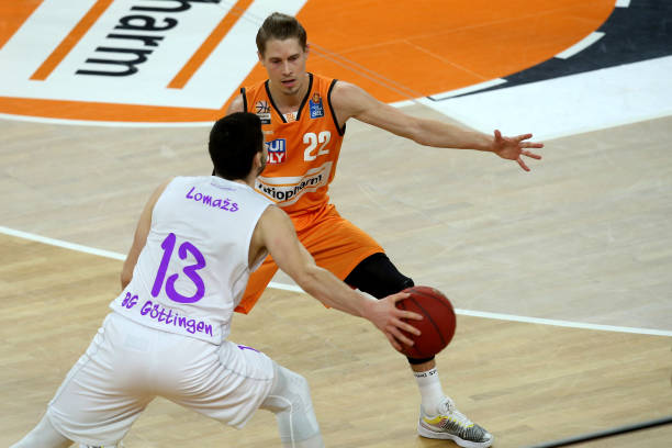 却在网上引 却在网上引