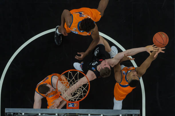 这显示出他 这显示出他