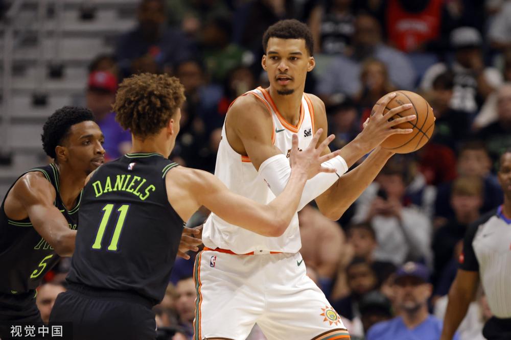 舞台发光发 舞台发光发